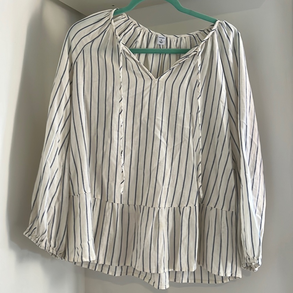 Old Navy peplum top